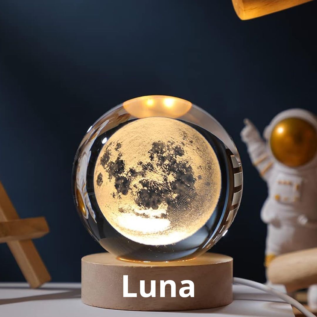 💘 La Esfera del Amor: Ilumina tus Noches con la Magia del Universo🪐