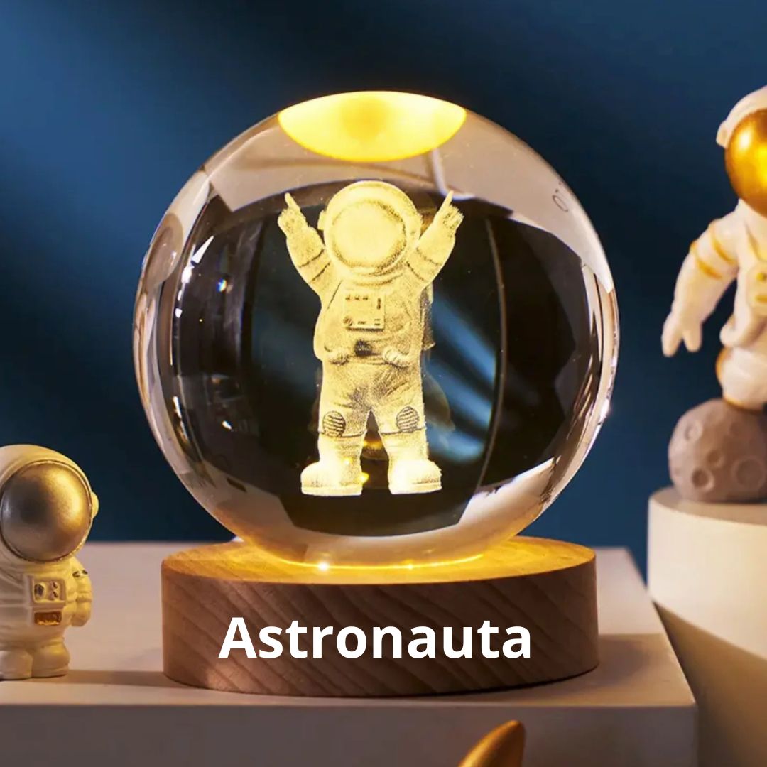 💘 La Esfera del Amor: Ilumina tus Noches con la Magia del Universo🪐